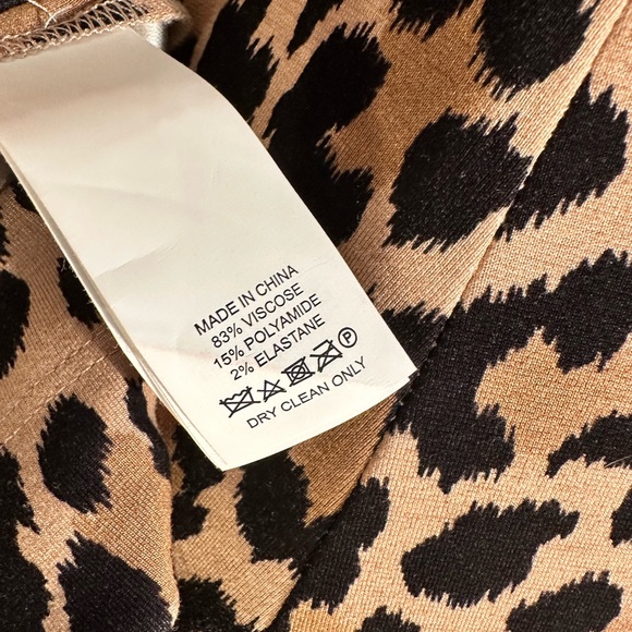 Kate Spade Animal print Fit and Flare dress. Size 4. - Picture 5 of 6